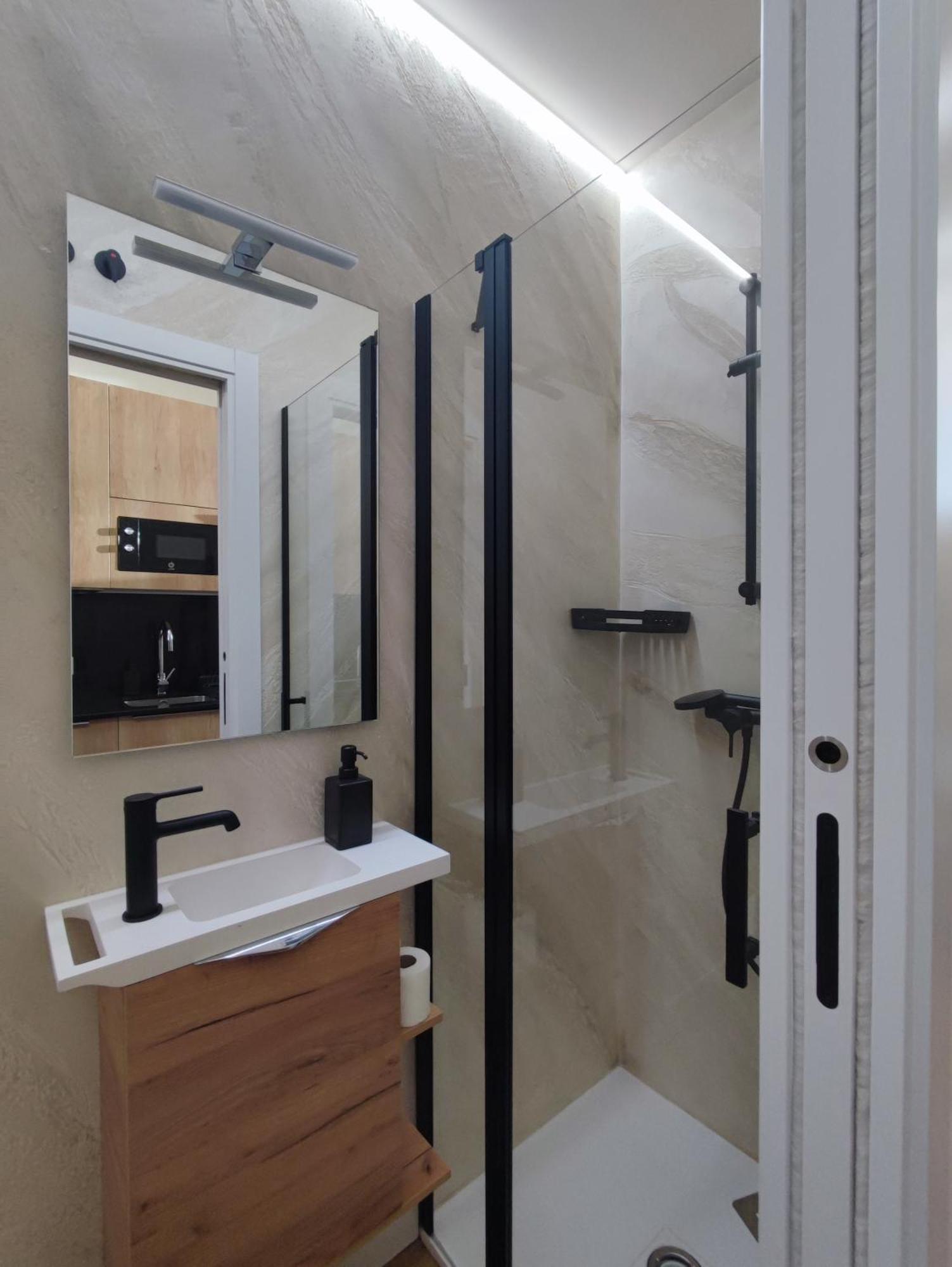 Ama Madrid Metropolitano 17 Apartment Exterior foto